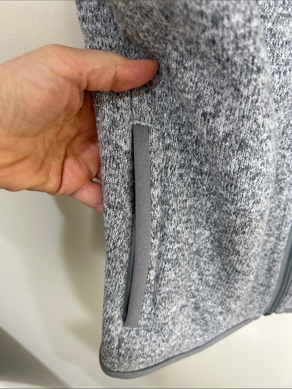 PATAGONIA Gray Better Sweater Fleece Vest Size Medium - Picture 10 of 16
